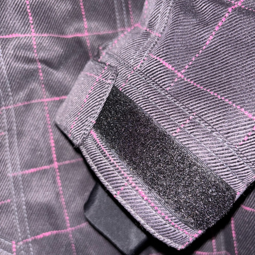 CASTLE SNOWMOBILE JACKET XL PINK AND BLACK PLAID CASTLE SNOWBOARDING COAT - Picture 11 of 14